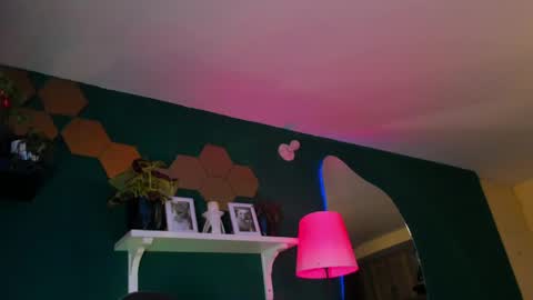 EVY online show from 04-16-26, 12:11