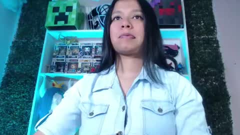 Im Evy online show from 07-26-26, 02:35