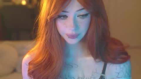 Alyson online show from 11-06-25, 03:24