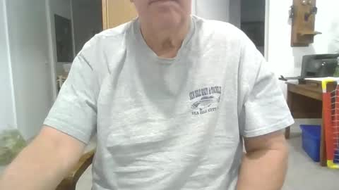 Snapshot of excitacbleguy9 chatting on 11-10-25, 02:05 was excitablyguy hacked online show from 11-10-25, 02:05