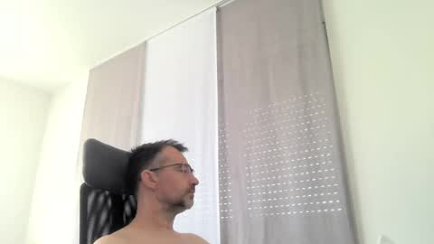 exhibit77 online show from 07-10-26, 11:24