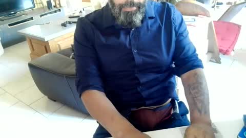 Snapshot of exibdevil chatting on 06-18-26, 04:55 Gio online show from 06-18-26, 04:55