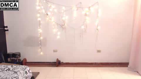 Snapshot of exoctic_ruby chatting on 10-21-25, 04:30 Ruby online show from 10-21-25, 04:30