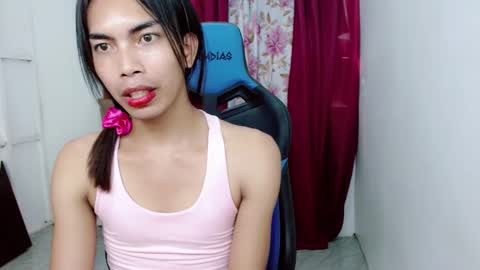 Lixe online show from 02-19-25, 03:50