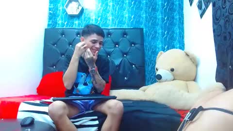 exotichot_couple online show from 01-24-25, 03:43