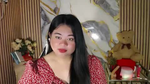 SHANTAL MARIE online show from 04-21-26, 02:51