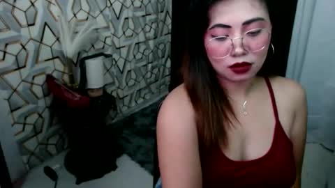 Snapshot of exoticrachel chatting on 01-26-25, 08:34 exoticrachel online show from 01-26-25, 08:34