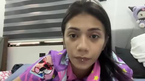exotictssavie online show from 04-23-26, 08:35