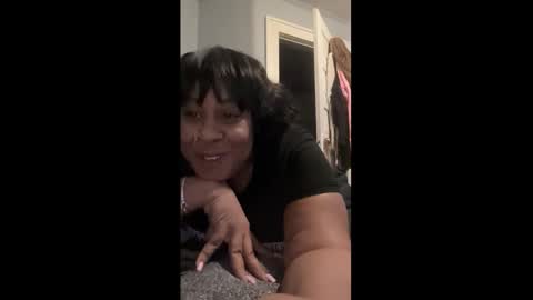 Snapshot of exotiiccmonroe1 chatting on 02-08-26, 06:06 exotiiccmonroe1 online show from 02-08-26, 06:06