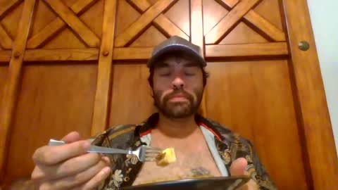 Snapshot of experienced4jocktop chatting on 07-08-26, 10:03 Antonio Leon Gibson-Cushing online show from 07-08-26, 10:03