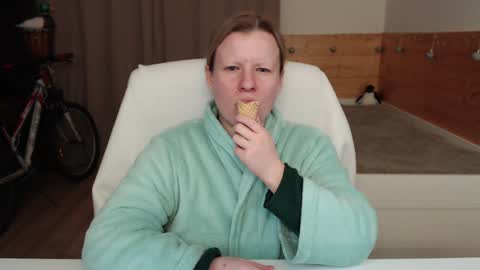 Crystal online show from 12-03-24, 05:45