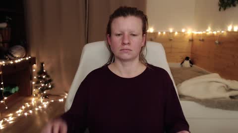 Crystal online show from 12-19-24, 12:24