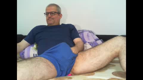 Snapshot of eyes12 chatting on 05-04-26, 05:03 GEORGE online show from 05-04-26, 05:03