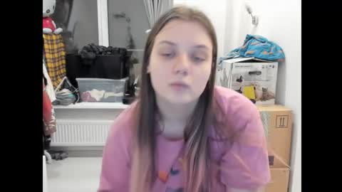 Yara online show from 02-15-26, 08:16