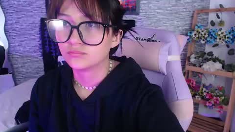 eyes moon online show from 06-15-26, 02:19