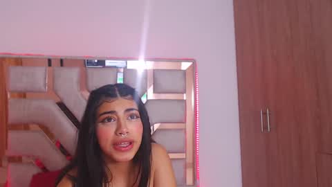 eylin_sofia online show from 02-18-25, 11:22