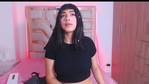 eylin_sofia online show from 02-25-25, 04:24