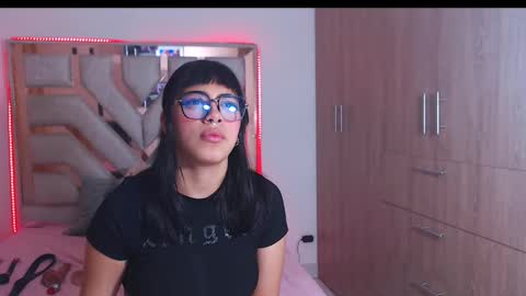 eylin_sofia online show from 03-07-25, 08:13