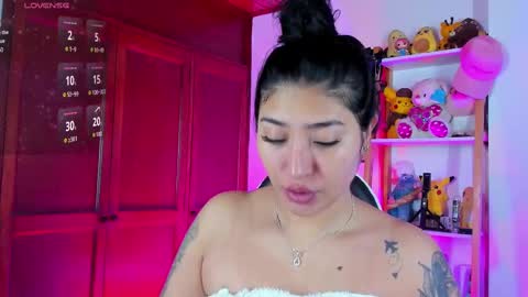 Emily online show from 09-26-25, 02:54