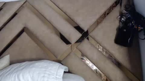 eyshaexotii online show from 09-22-25, 02:46