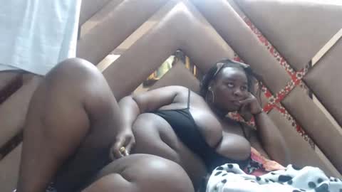 eyshaexotii online show from 02-14-26, 05:04