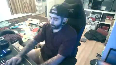 Eytab online show from 09-29-25, 11:42