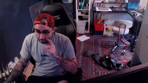 Eytab online show from 11-27-25, 01:35