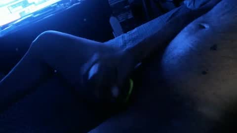 Snapshot of ezeddie2015 chatting on 01-01-25, 01:04 ezeddie2015 online show from 01-01-25, 01:04