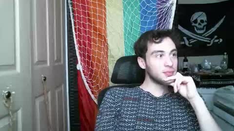 Ezra Naamah online show from 02-21-26, 10:22