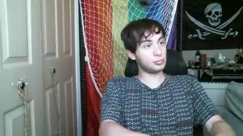 Ezra Naamah online show from 04-17-26, 04:10