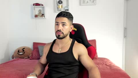 Ezzio Scolaro online show from 04-03-26, 09:46