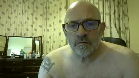 f1zzeek online show from 06-12-26, 10:41