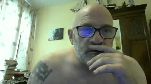 f1zzeek online show from 06-18-26, 03:27