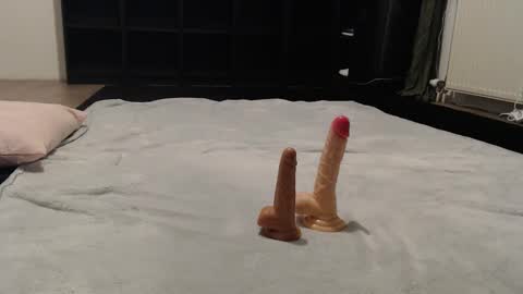 Lisa online show from 11-10-25, 08:08