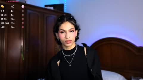 Snapshot of fabi_smith09 chatting on 03-09-25, 03:27 Fabi online show from 03-09-25, 03:27