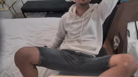 fabiano_hernandes30 online show from 04-25-26, 07:22