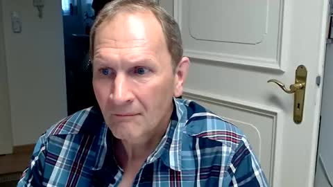 Snapshot of fabiansoohot chatting on 05-31-26, 04:36 Fabian online show from 05-31-26, 04:36