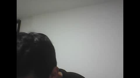 R online show from 09-30-25, 03:33