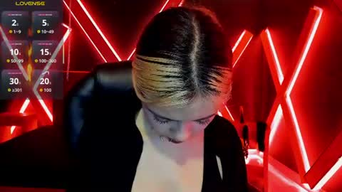 Snapshot of fabzy_fab chatting on 07-04-26, 02:12 fabzy online show from 07-04-26, 02:12
