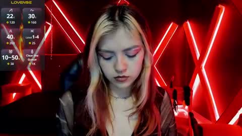 Snapshot of fabzy_fab chatting on 07-23-26, 01:20 fabzy online show from 07-23-26, 01:20