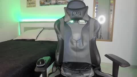 faceofbabyyy online show from 01-23-25, 07:11