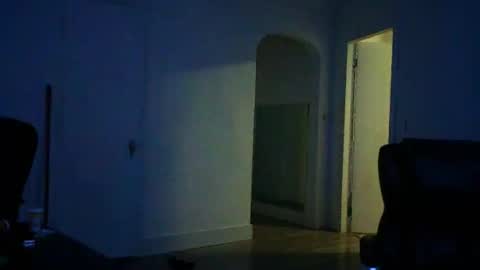 Snapshot of facesd chatting on 04-18-26, 02:37 facesd online show from 04-18-26, 02:37