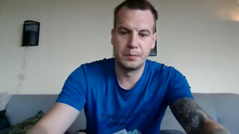 Dennis online show from 09-12-25, 08:03