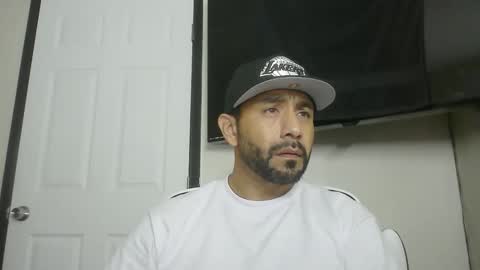 Mark online show from 11-17-25, 06:52