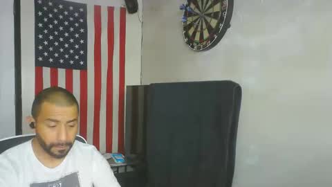 Snapshot of faded805 chatting on 04-01-26, 07:53 Mark online show from 04-01-26, 07:53
