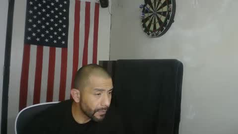 Snapshot of faded805 chatting on 04-12-26, 05:56 Mark online show from 04-12-26, 05:56
