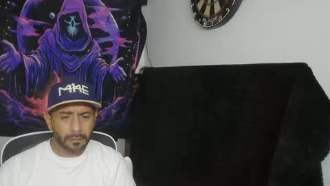 Snapshot of faded805 chatting on 07-23-26, 07:50 Mark online show from 07-23-26, 07:50