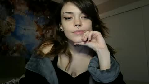 Faerie 3 online show from 01-12-25, 02:56