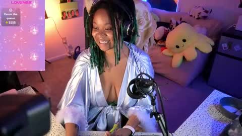 aisha online show from 09-23-25, 12:13