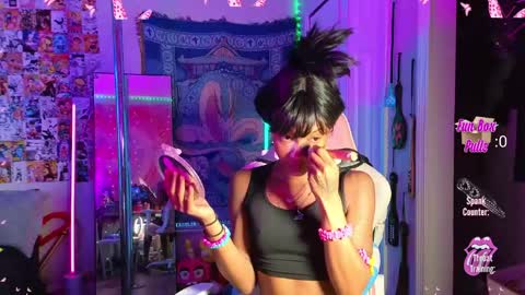 Snapshot of faethedoll chatting on 05-18-26, 10:54 Fae and Cheta online show from 05-18-26, 10:54
